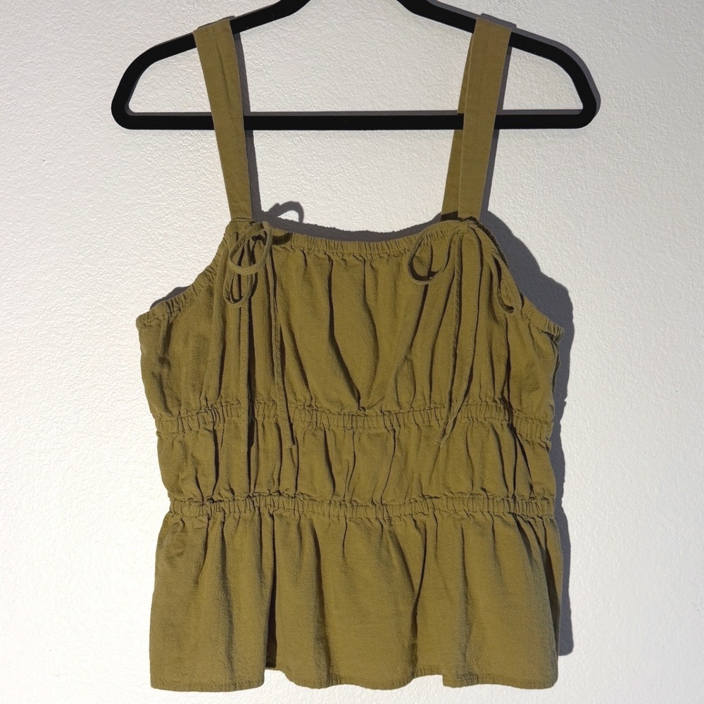 Universal Thread Green Cotton Smocked Peplum Cami Bow Top Large Olive Sleeveless